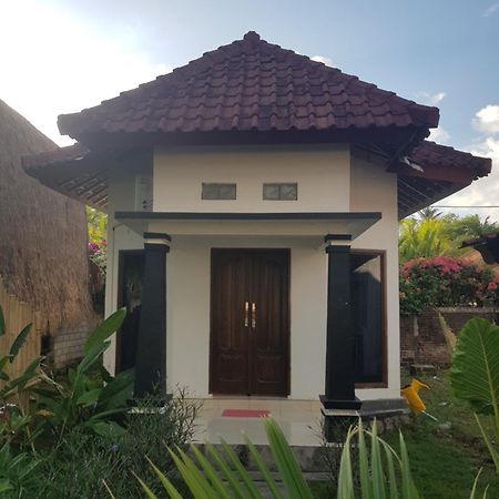 Mahkota Atia Bungallow Прая Екстер'єр фото